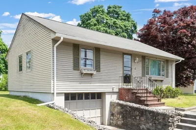 19 Tyler Street 1