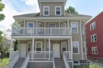 16-18 Wilcock Street #16 1