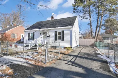 95 Leavitt Street