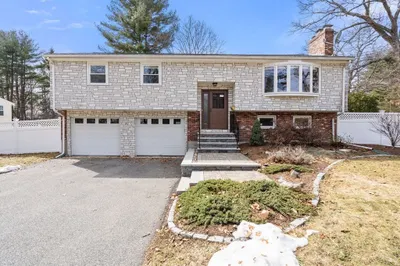 142 Mill St