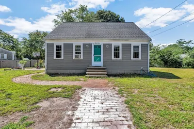 31 Park Dr 1