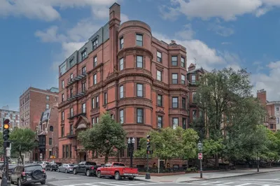 239 Commonwealth Ave #32 1