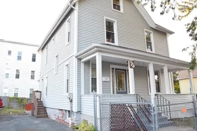 75 Florence St