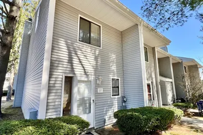 555 Russell Rd #C11