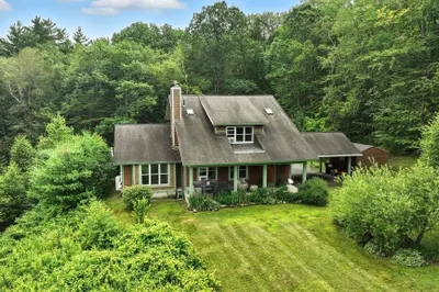 218 Greenfield Rd 1