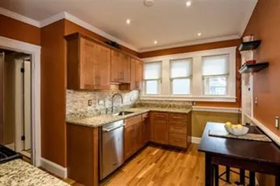 340 Faneuil St #2