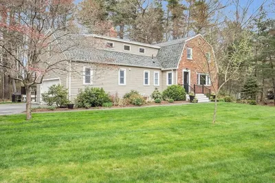 49 Sleigh Rd