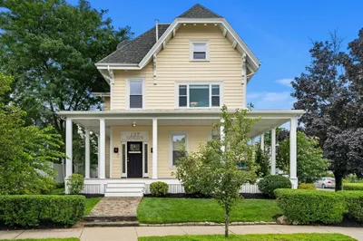 137 Green Street #2 1