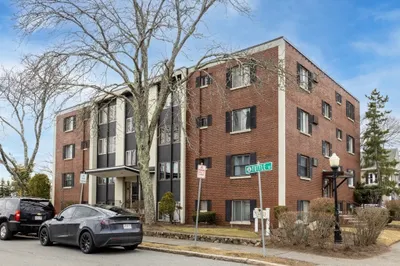50 Tuttle St #12