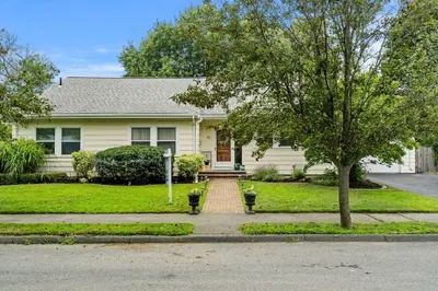 93 Stanley Rd 1