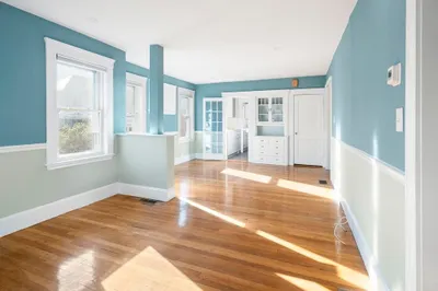 15 St Clements Rd #1