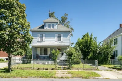 54 Lawrence St