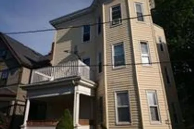 9 Payson Ave #2