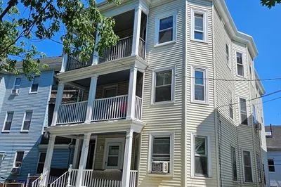 6 Edwin Street #1