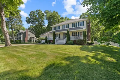 60 Beagle Club Road 1