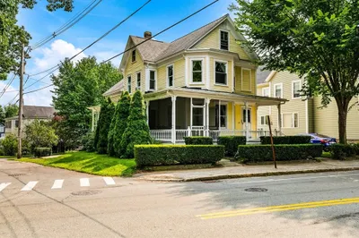 332 Varnum Ave