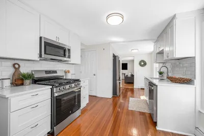 17 Swains Pond Ave