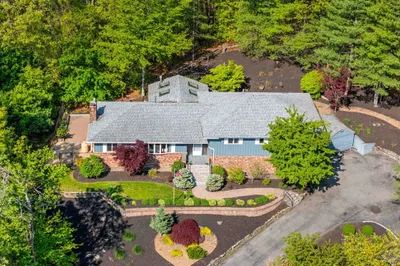 12 Howard Rd 1
