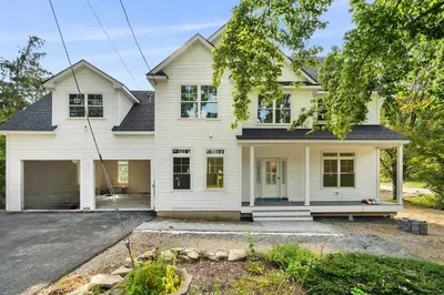 326 Boxboro Rd 1