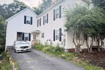 111 Maple St 1