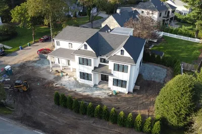 518 Quinobequin Rd 1