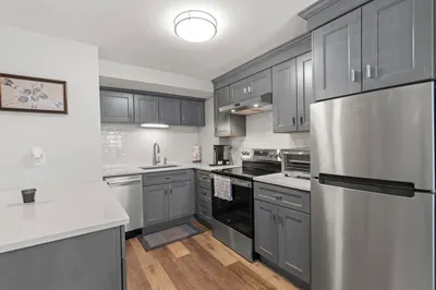392 E 8th St #1 1
