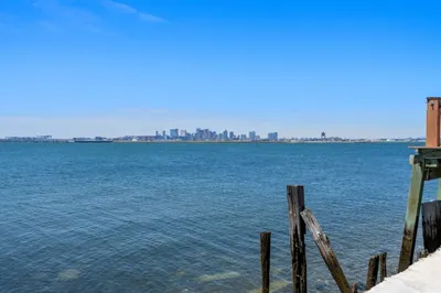 52 Pebble Ave 1