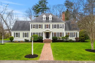 14 Thoreau Circle