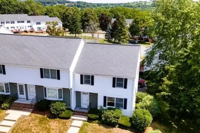 13 Brandee Ln #13 1