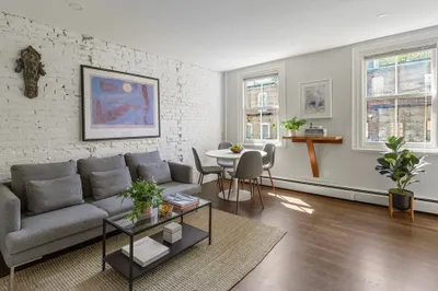 35 Lawrence St #4