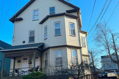 158-160 Briggs St