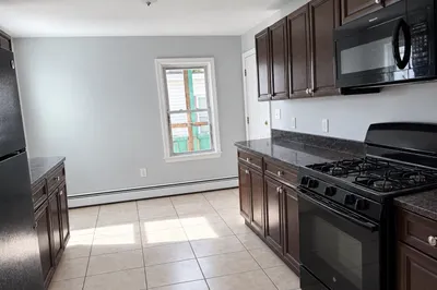 44 Lilley Ave #2 1