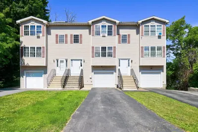 22B Bancroft St #B 1