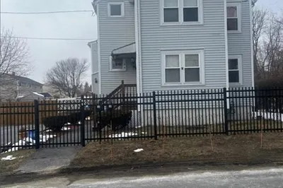 12 Curtis St #1
