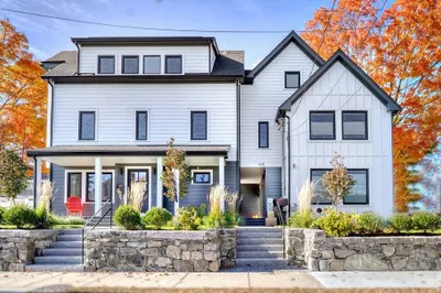148 Myrtle St #1 1