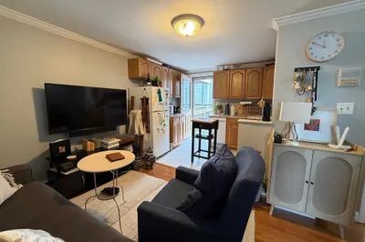 122 D St #3