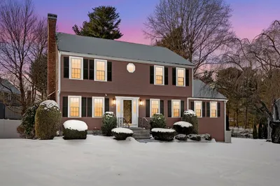 25 Wachusett Dr 1