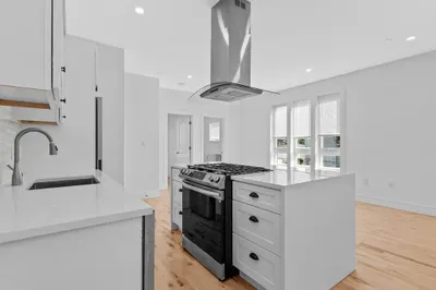 178 Washington Ave #205