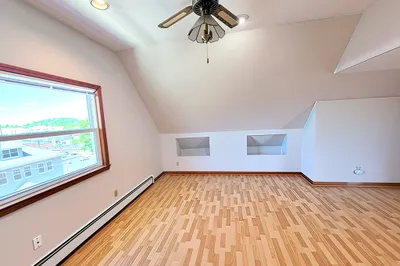 10 High St #3 1