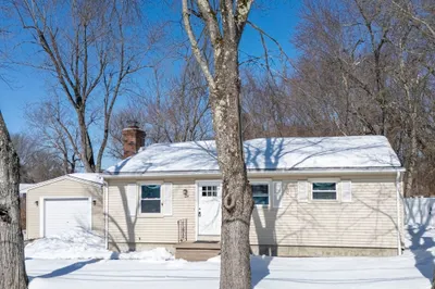 24 Wands St