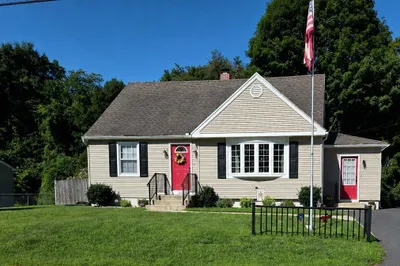 62 Clyde Avenue 1