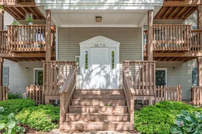 369 Aiken Ave #7 1