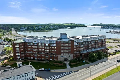 9 Park Ave #404