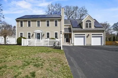 18 Danielle Drive 1