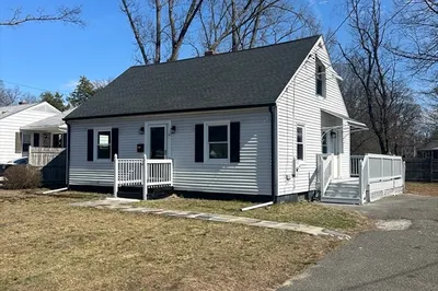 51 East Canton Cir 1