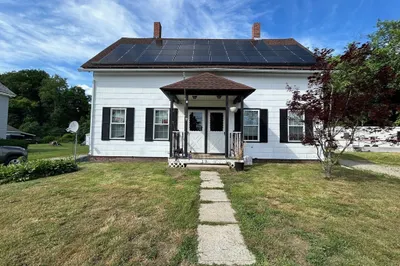 12 Railroad Ave