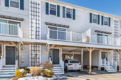 219 Beach Rd #4 1