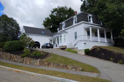 882 Main St ##2 1