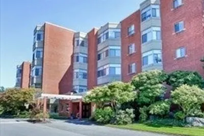 99 Florence St #40-1D