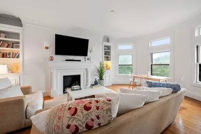 184 Commonwealth Avenue #51